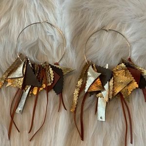 Leather earrings